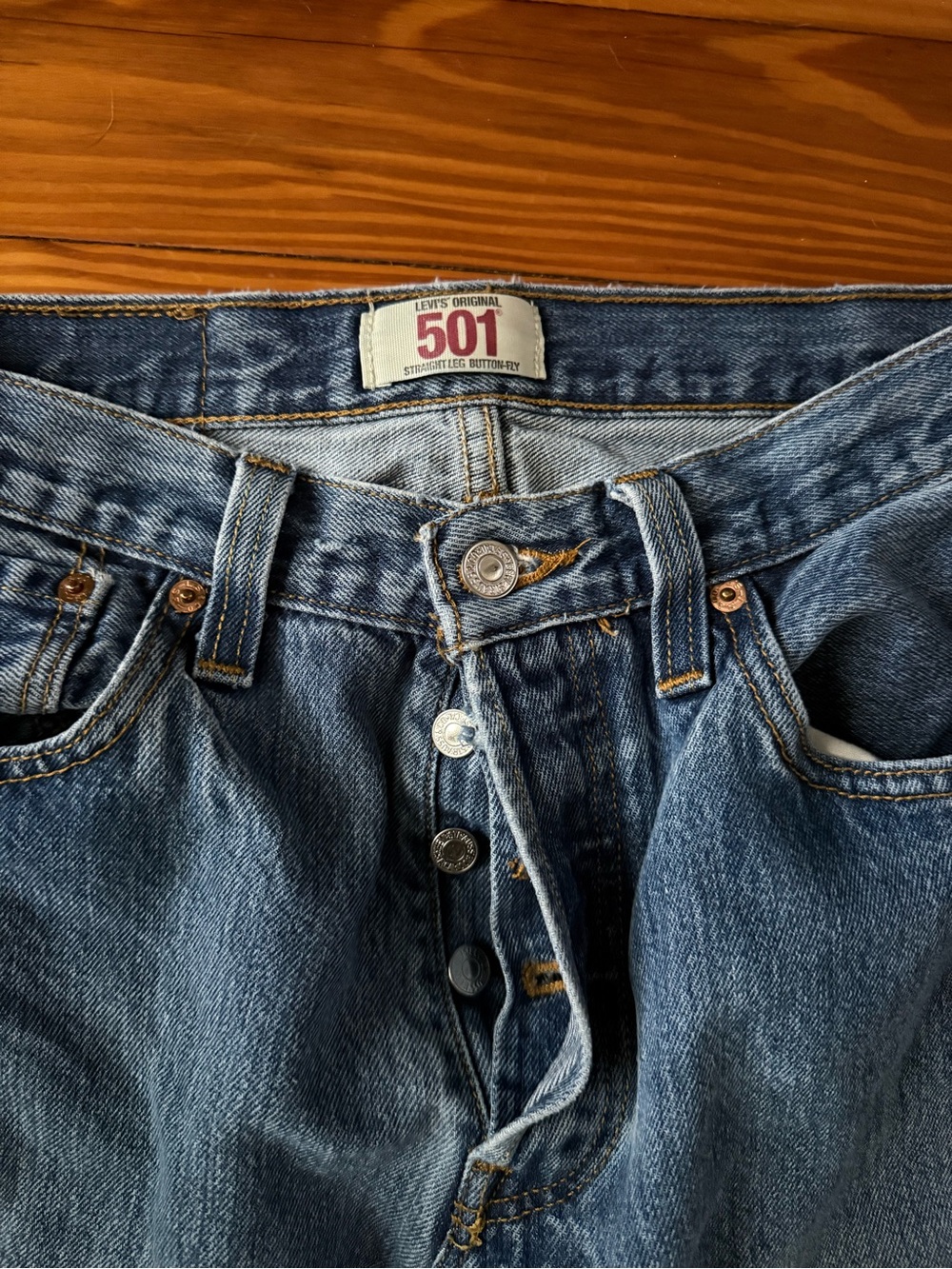 Vintage Levi’s 501 Jeans 30x32 - Picture 3 of 7